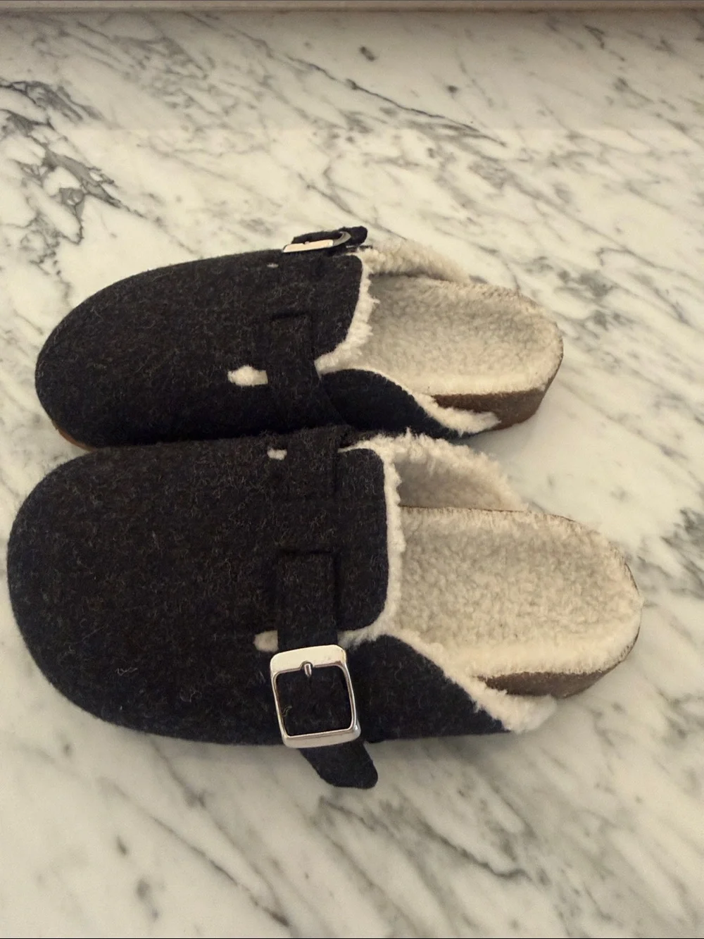 Gap Kids Cozy Sherpa Clogs - Black